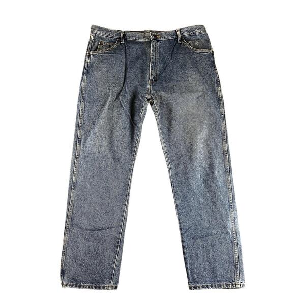 Men's Wrangler straight fit blue size 42 inseam 32 excellent condition - Picture 1 of 10